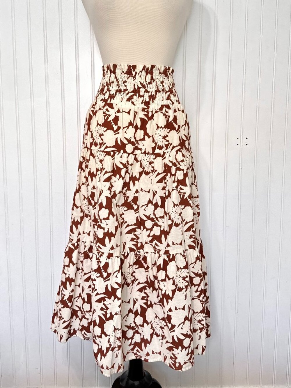 NWT Universal Thread High-Rise Tiered Midi A-Line Skirt Brown Cream Floral